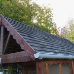 Détail du chalet de jardin en sequoia